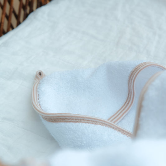 Hooded Terry Towels in Off-White with Alabaster Bloom Rim